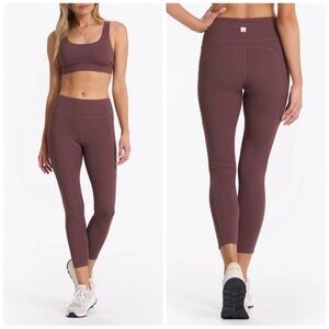 Vuori Women's Leggings in Dusty Rose